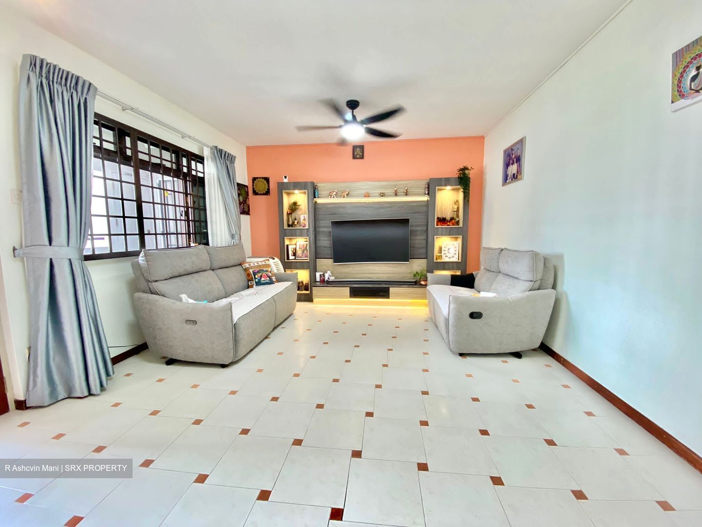 Rivervale Crescent thumbnail photo
